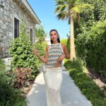 Σέτ Εκρού Πλεκτό Φούστα Μάξι με Μπλούζα