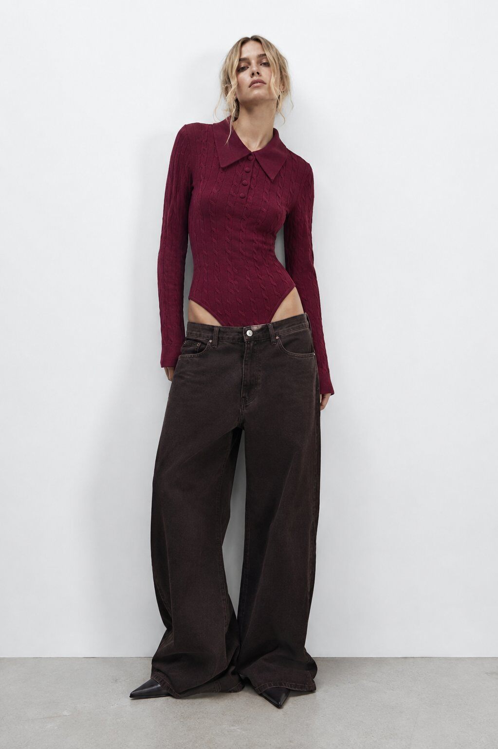 body en maille torsadee ajustee avec col polo petit patte boutonnee et bordeaux 6a999f2cf0e36 body en maille torsadee ajustee avec col polo petit patte boutonnee et bordeaux 6a999f2cf0e36